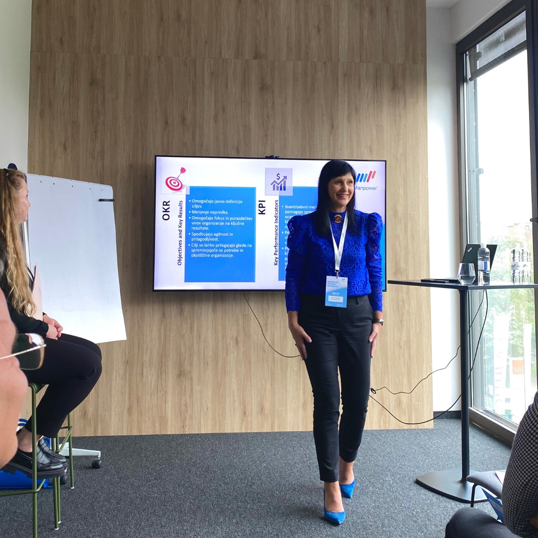 Karmen Pangos, voditeljica in predavateljica