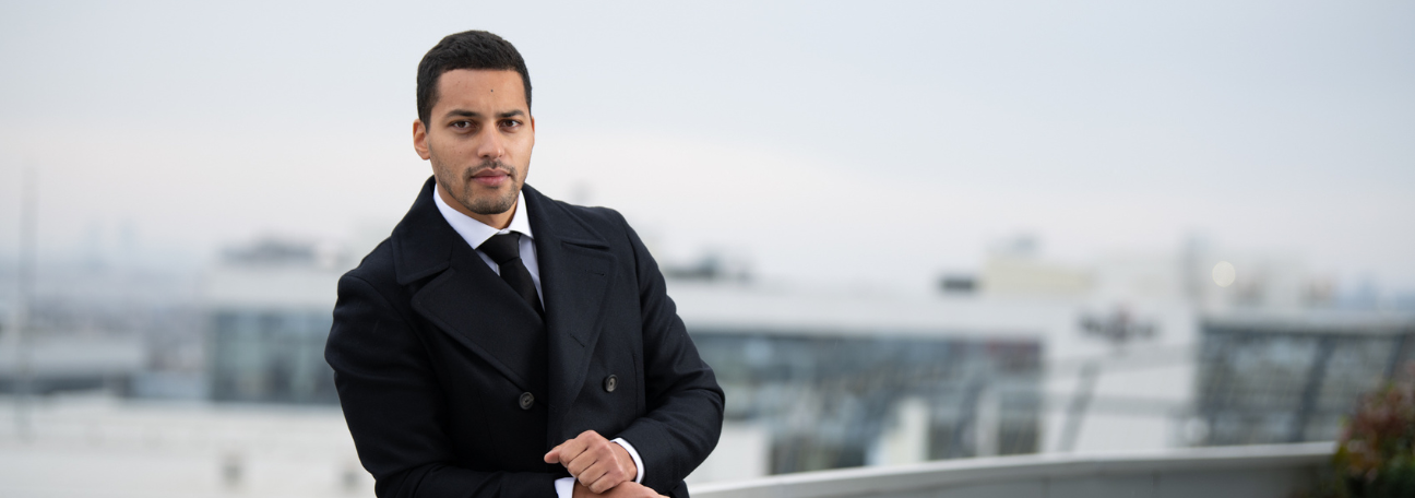 Aleksandar Hangimana: Moč odločanja